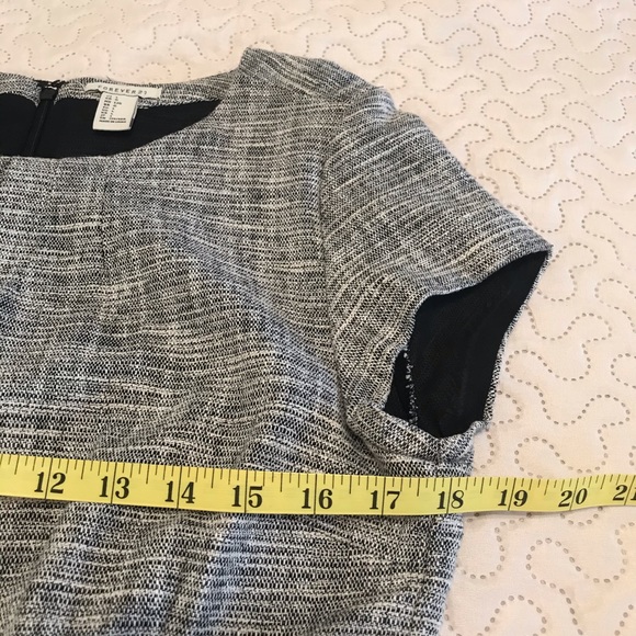 Forever 21 Size Large Short Sleeve Black Dress - Picture 5 of 13